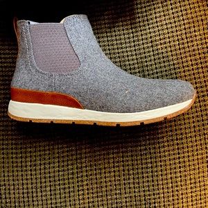 BOC Kara Boot size 8